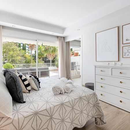 Brandnew Apartment By The Beach Marbella Exterior photo